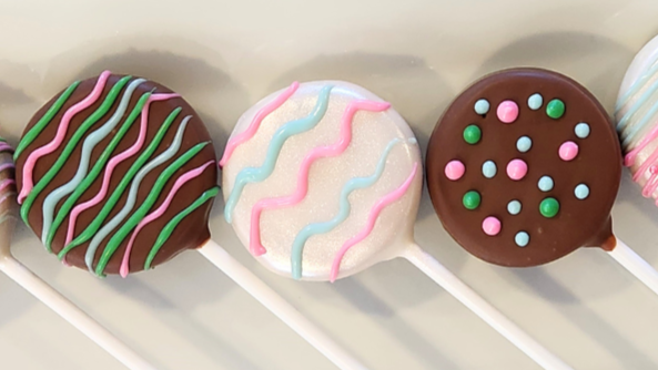 Custom Cake Pops